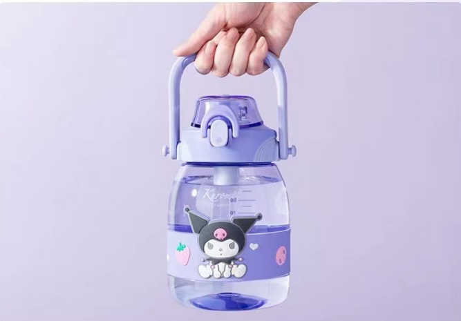Botella de agua Sanrio (1200 ml)