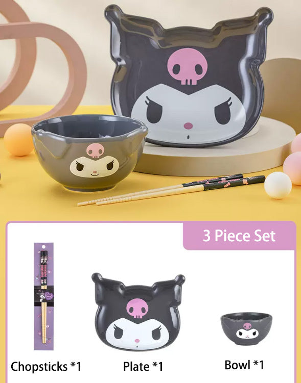 Cuencos y platos de cerámica Sanrio.
