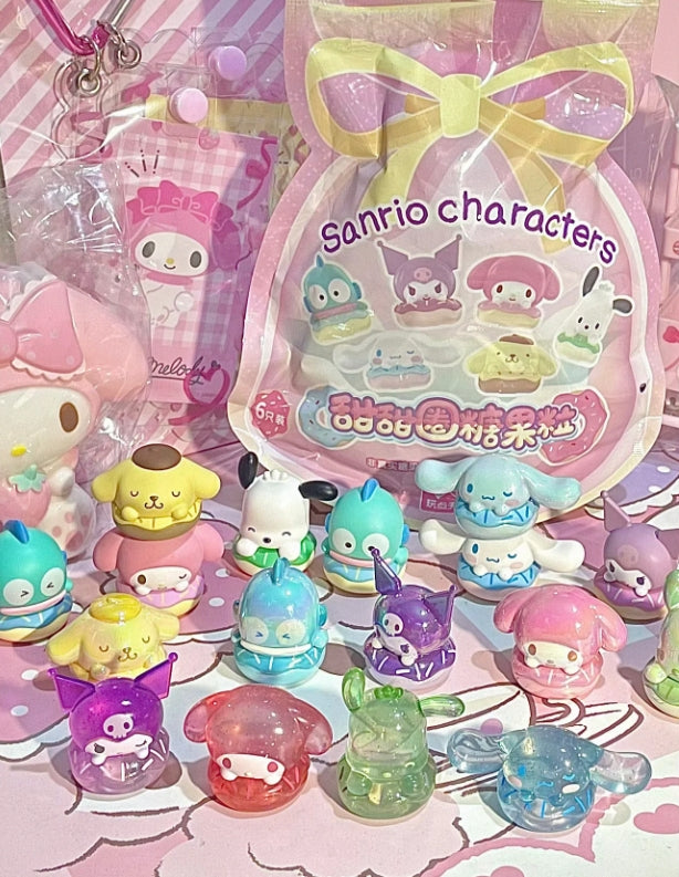 Sanrio donut blind box (6 pcs in a bag)
