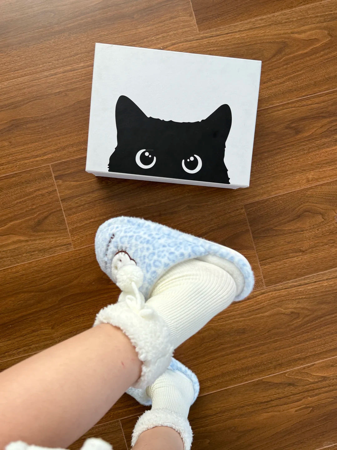 Hello Kitty Leopard Fluffy Slipper Home Slippers Indoor Slippers