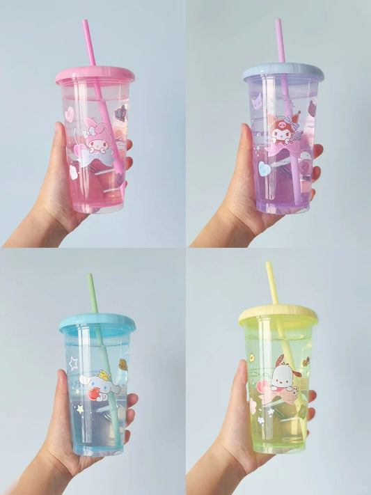 Sanrio family straw plastic cup 520ml 4 pieces
