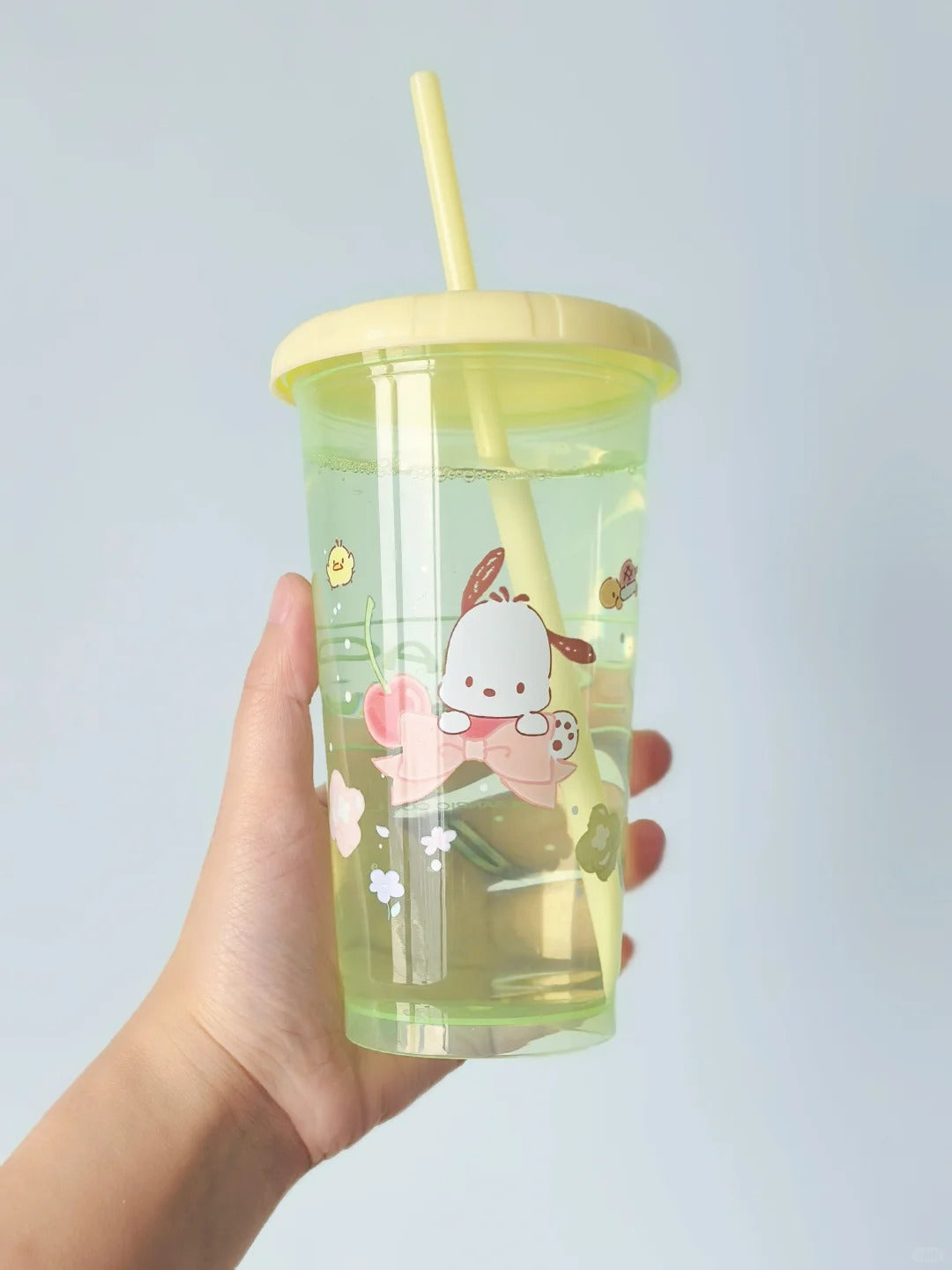 Sanrio family straw plastic cup 520ml 4 pieces