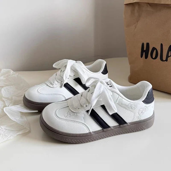 Hello kitty Embroidery Sneakers Casual Fashion Classic Shoes
