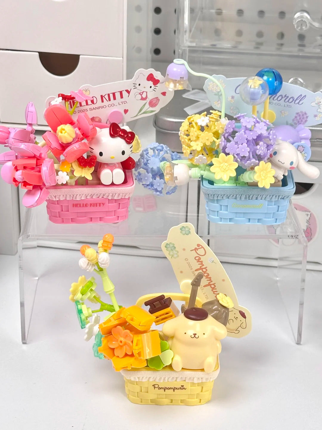 Sanrio flower basket building blocks blind box