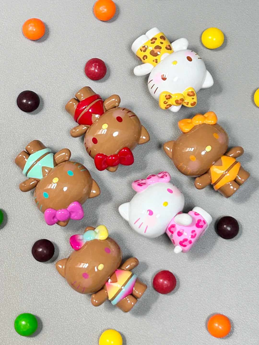 Hello Kitty Summer Rainbow Candy Mini Figures blind bag (3 pcs in a bag)