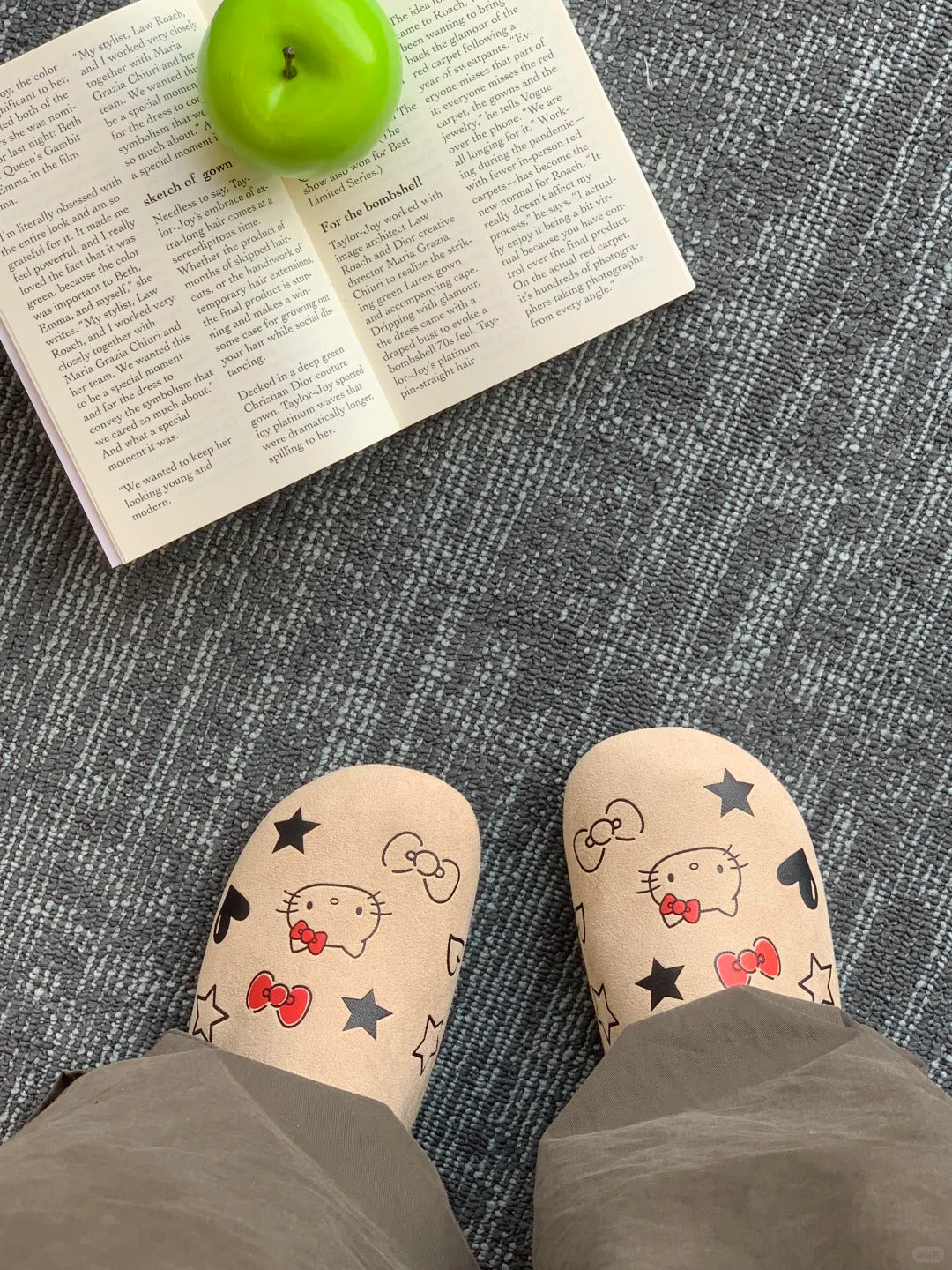 Hellokitty Suede Clogs Warm Slippers Fuzzy Slippers