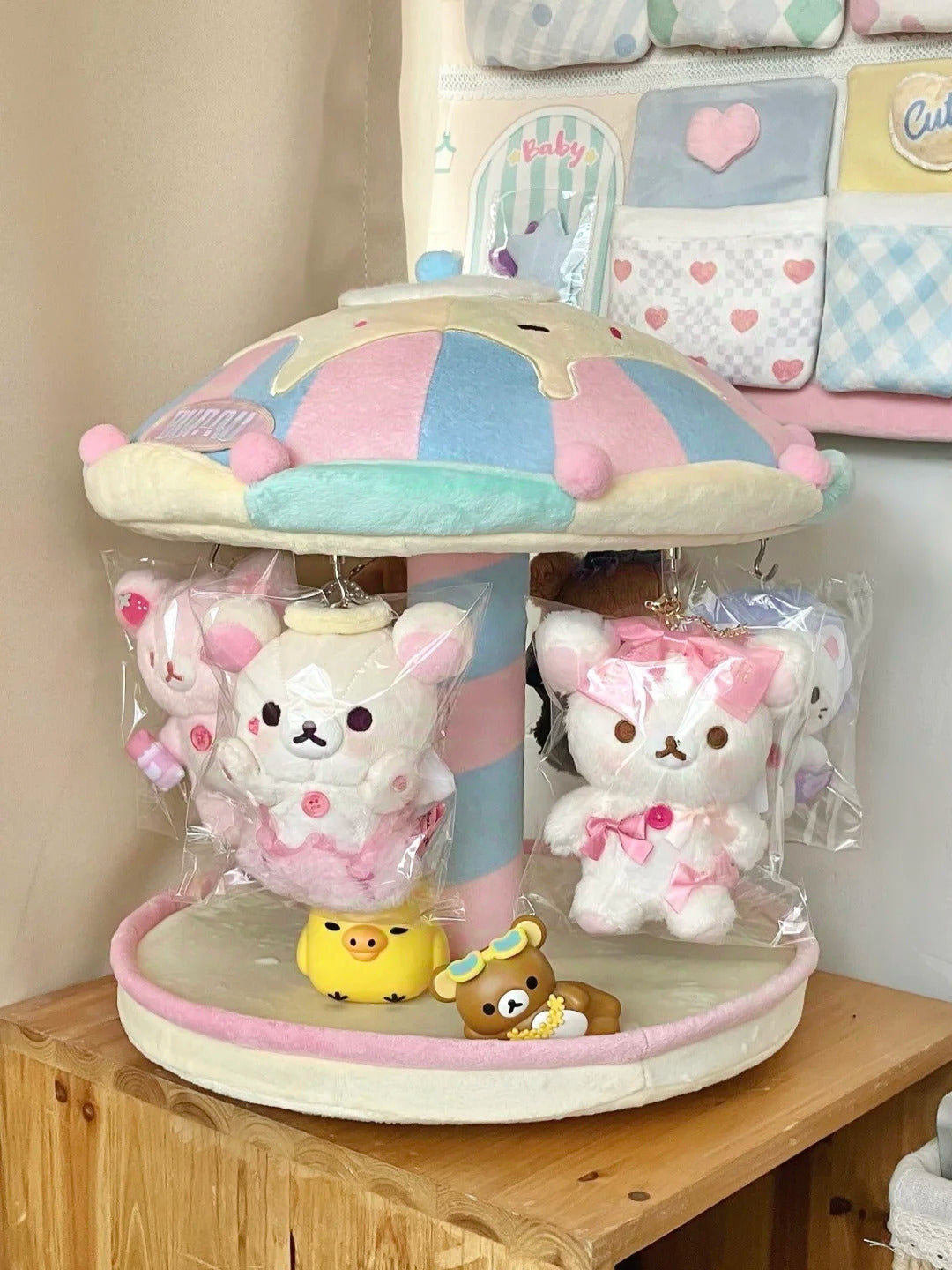 Rotating Plush Doll House （No doll）