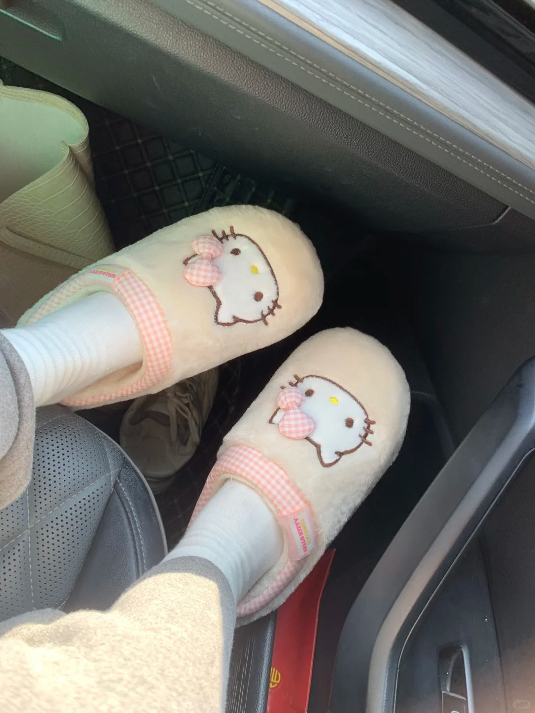 Hello Kitty Fuzzy Slippers House Shoes
