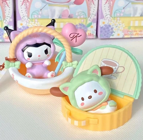 Sanrio Characters Peekaboo Series Toy