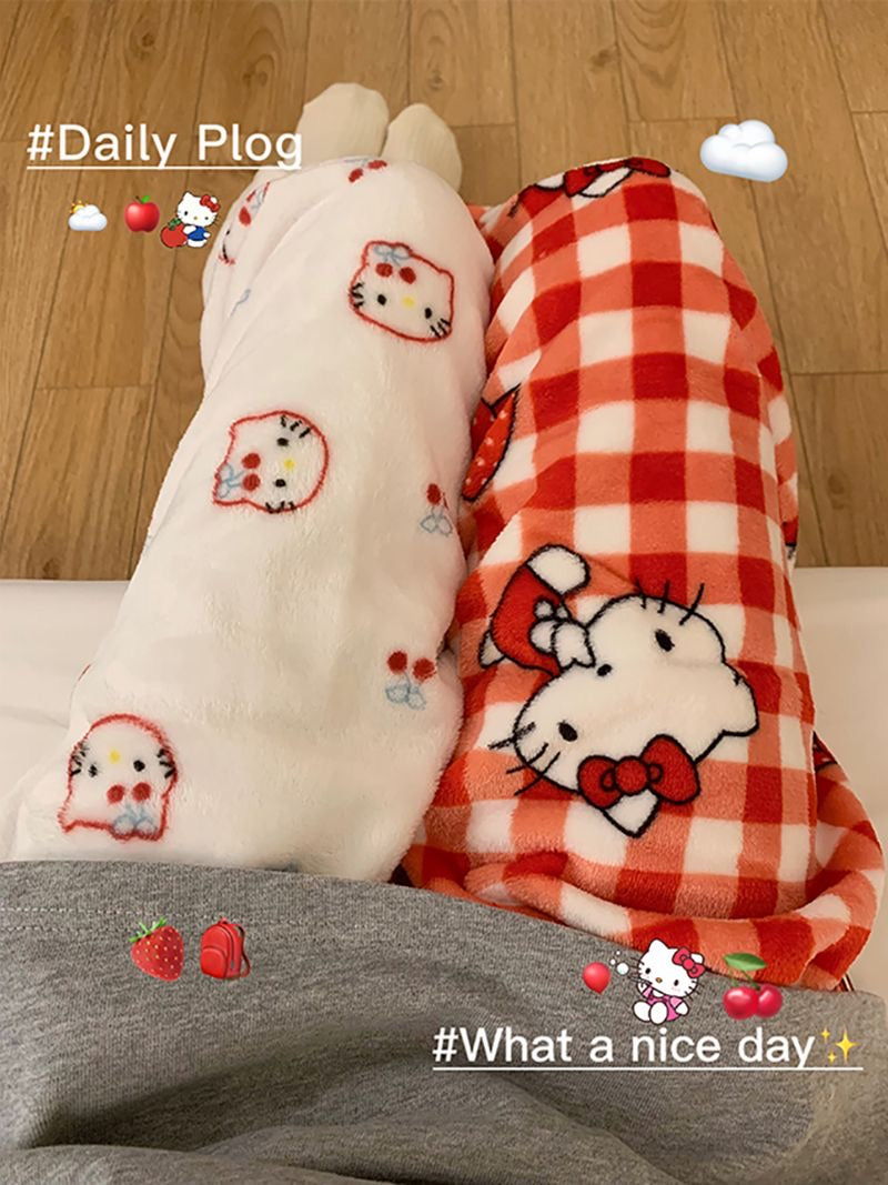 Hello Kitty fuzzy pajama pants – Joykawaii