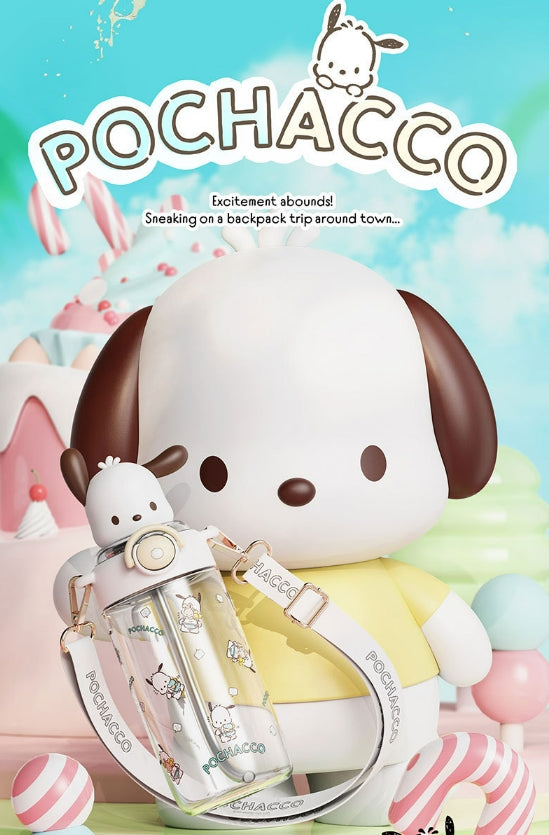 Sanrio Water Bottle with Shoulder Strap （650ml）