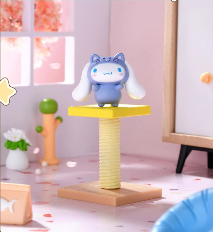 Sanrio Cat House Climbing Frame Blind Gashapon  Toy