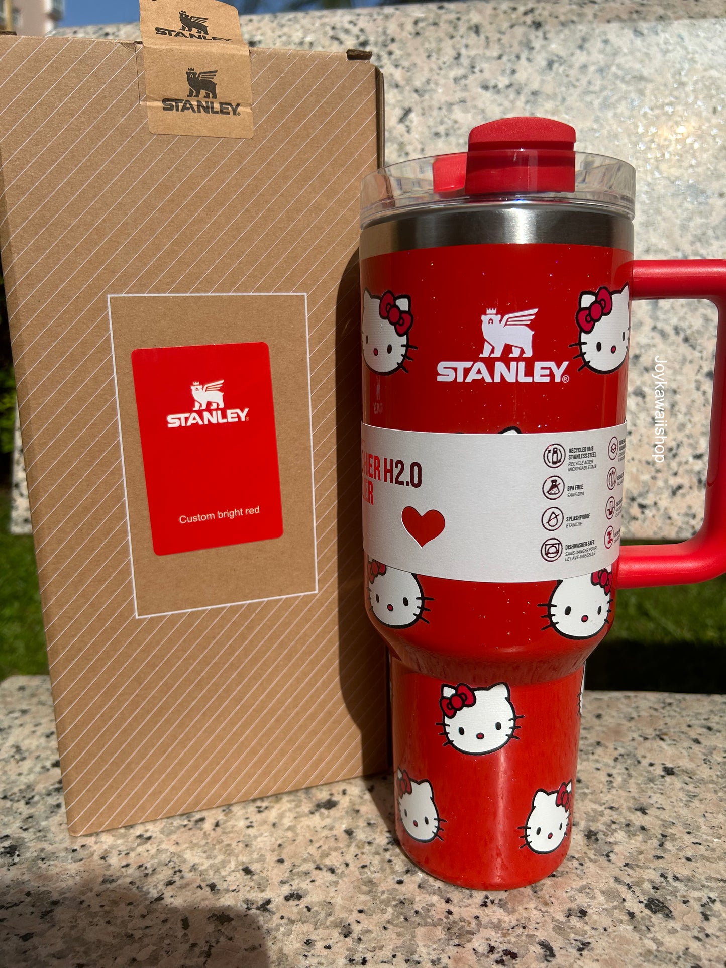 Hello Kitty In-Car Insulated Cup 1200 ml Tumbler with Handle