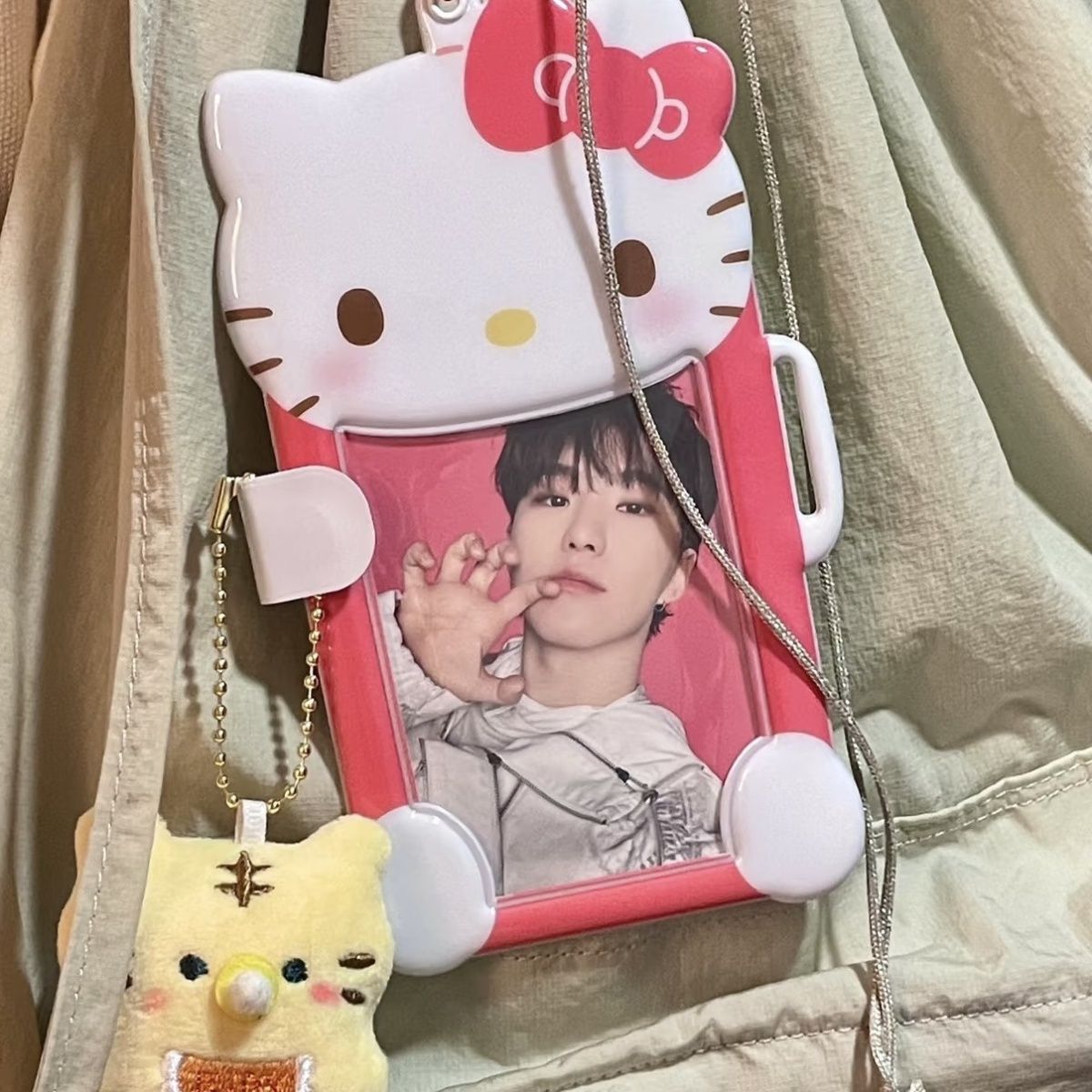 Cute Magical Sanrio Kpop Keychain Photocard Holder