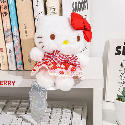 Hello Kitty Flower series plush pendant