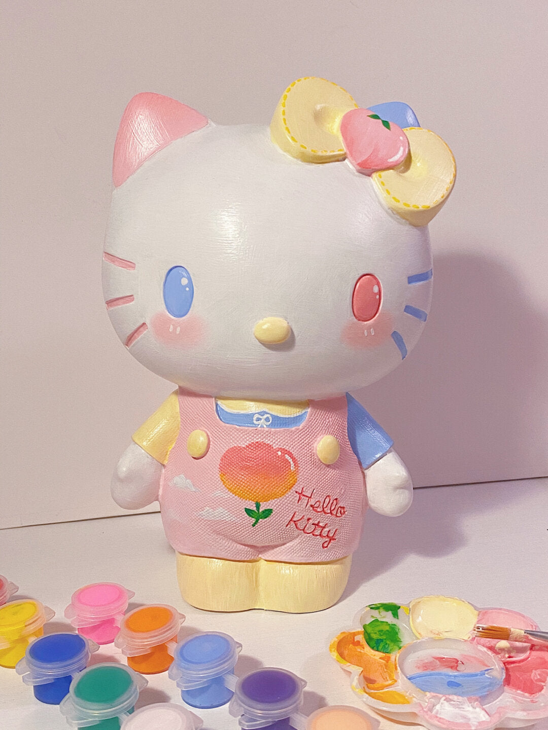 Sanrio DIY Painting Piggy Bank with 12 Colors