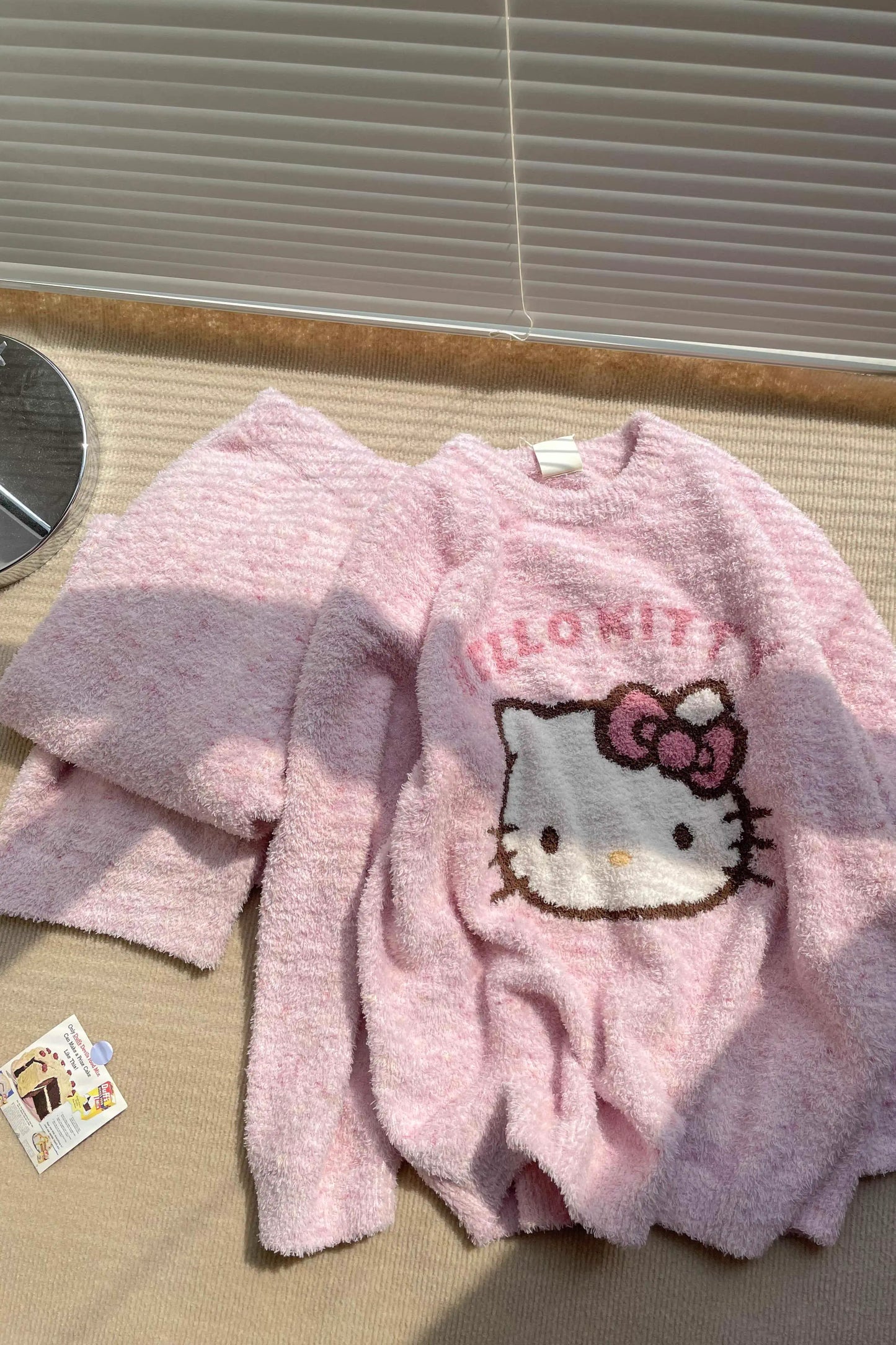 Hello Kitty  fuzzy Long Sleeve Lounge wear  Pajama Set