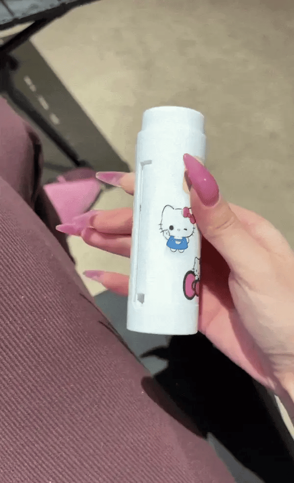 HK  Cigarette Dispenser