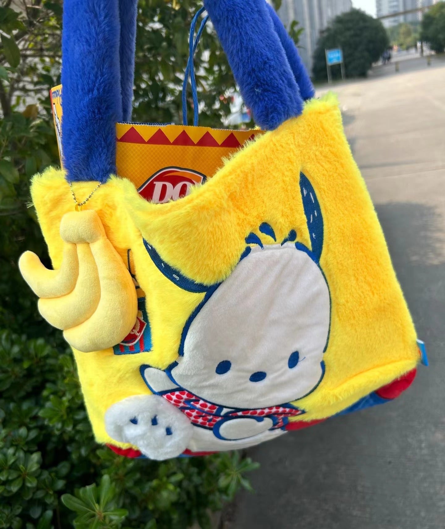 Limited  Pochacco & DQ Pochacco plush tote bag