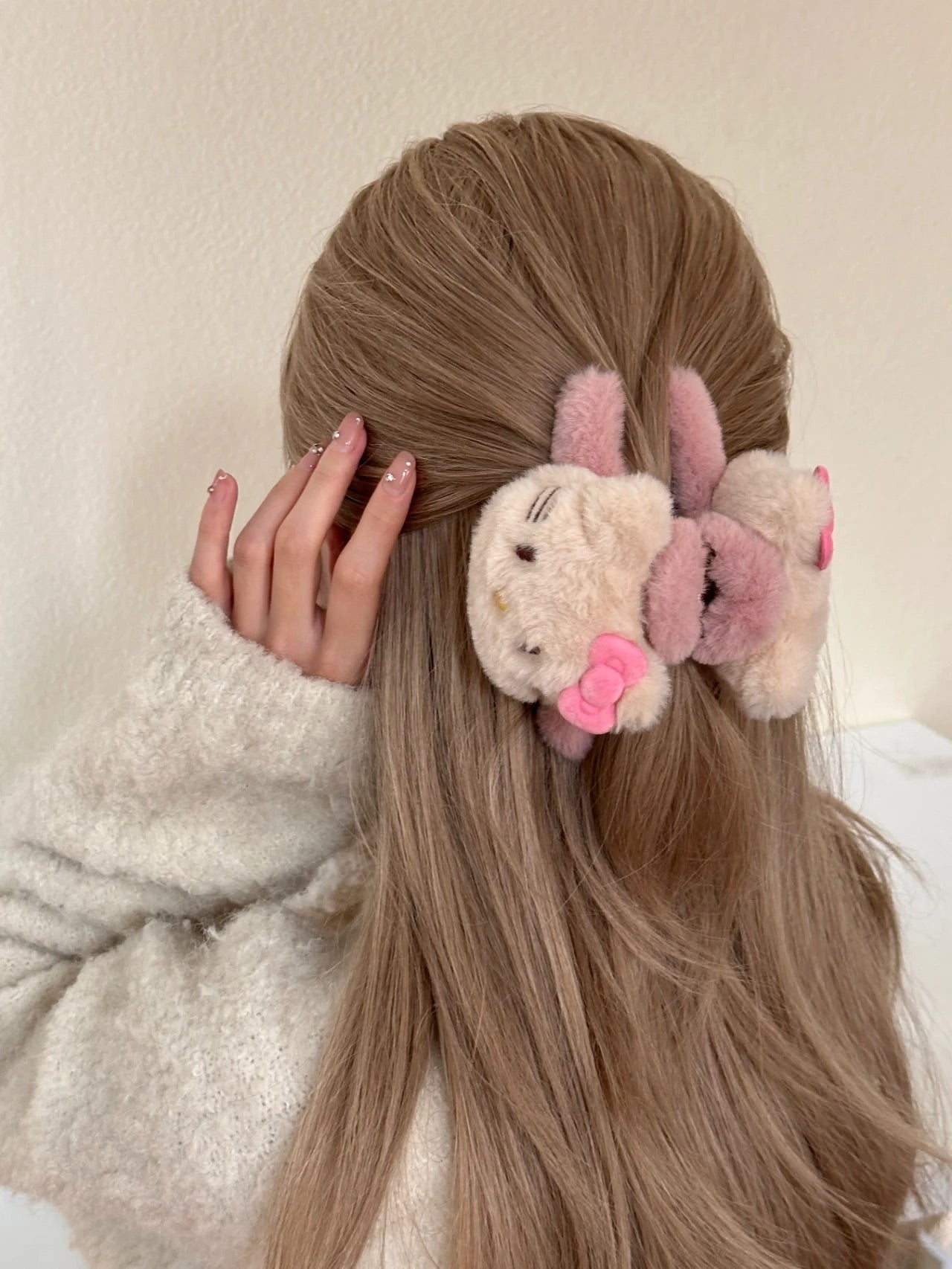 Hello Kitty Plush Claw Clip 2Pcs