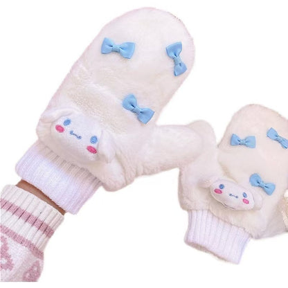 Cute fluffy gloves
