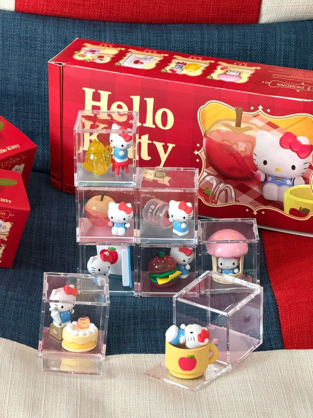 Hello Kitty トマトミニチュアボックス 2025 McDonald's HELLO KITTY TMNT Hello Kitty x Raphael 2.5