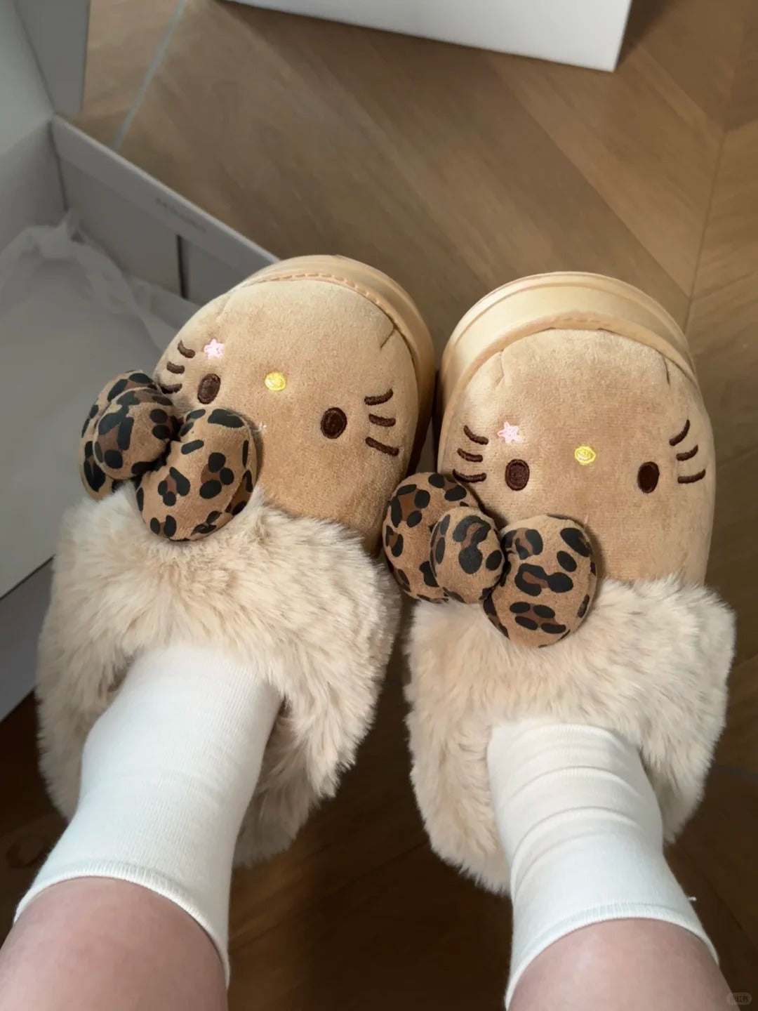 Hello Kitty Fuzzy Slippers Indoor Outdoor Slippers