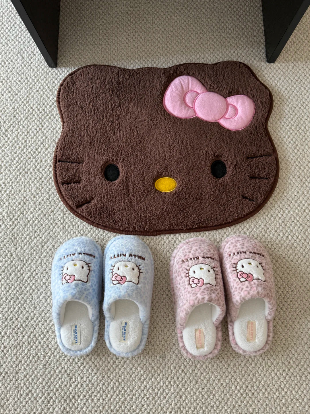 Hello Kitty Leopard Fluffy Slipper Home Slippers Indoor Slippers