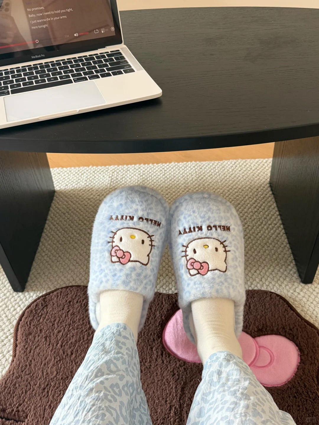 Hello Kitty Leopard Fluffy Slipper Home Slippers Indoor Slippers